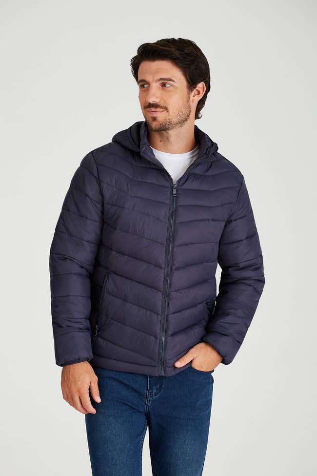 Campera inflada clásica azul marino